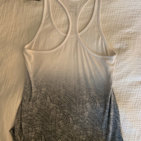 Nike Ombré Dri Fit Tank Top - Picture 2 of 4